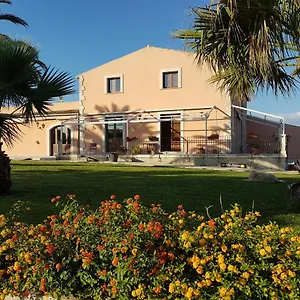  Alloggio per agriturismo Masseria Modica